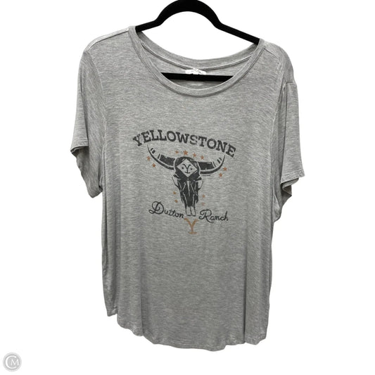 Top Short Sleeve By Maurices In Grey, Size: Xl