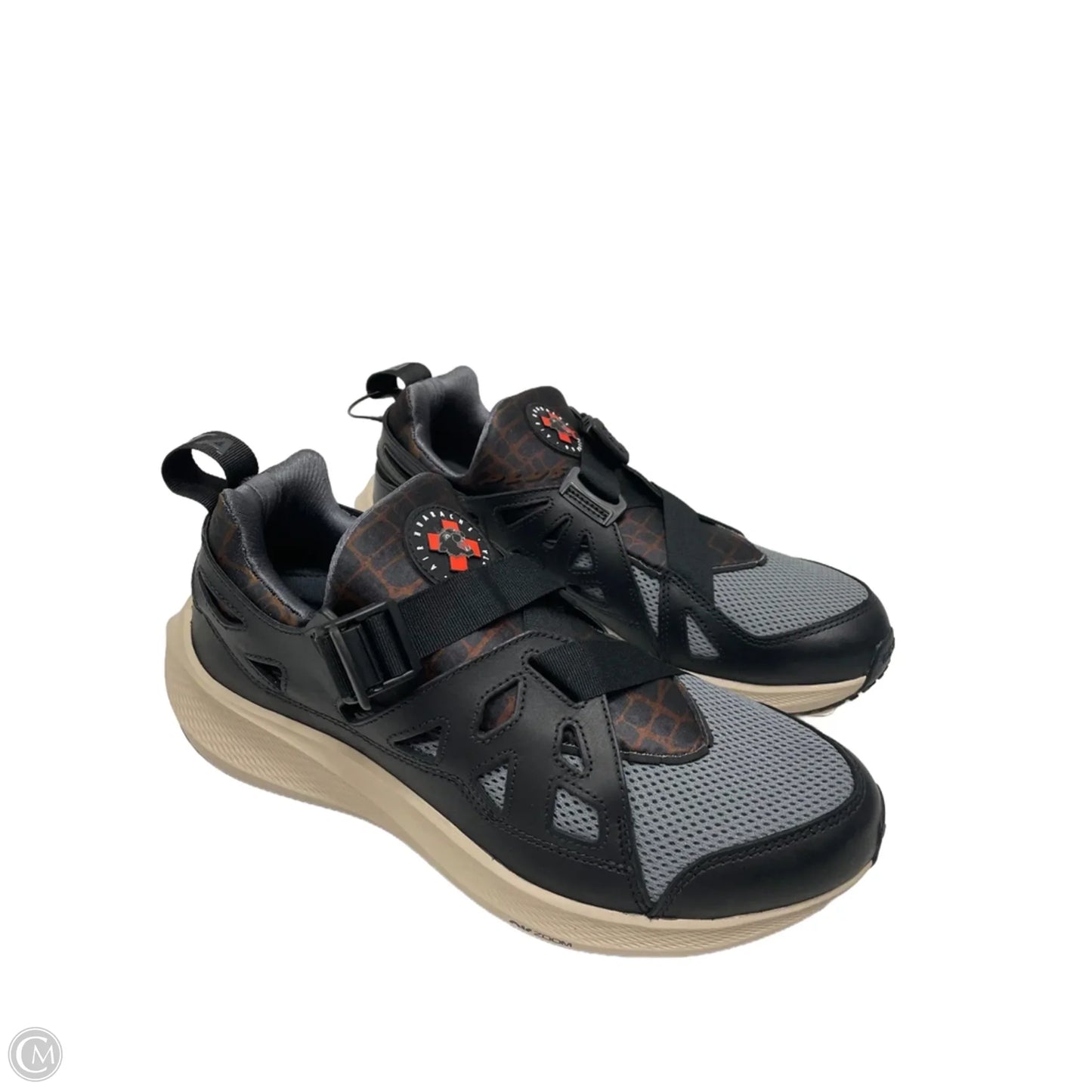 Shoes Sneakers By Nike In Cream & Grey, Size: 9.5