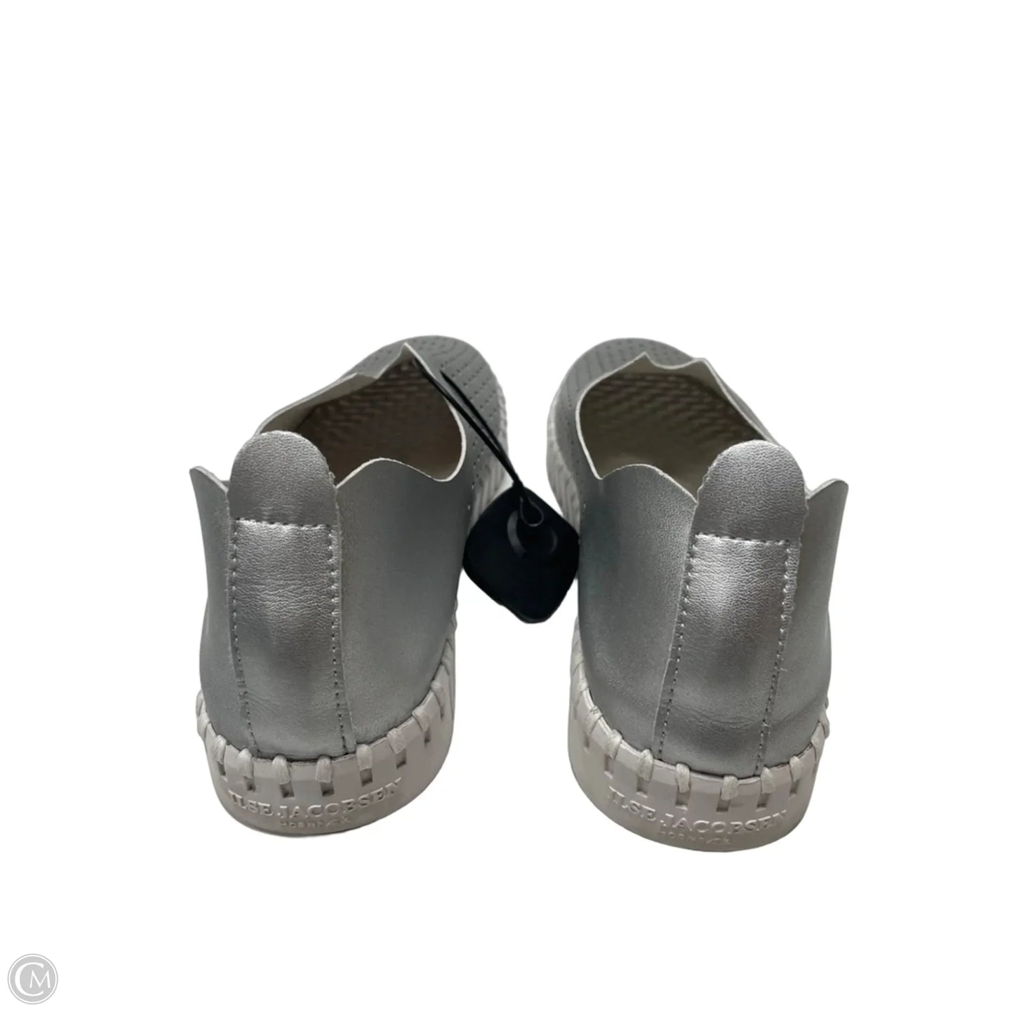 Shoes Flats By Cmb In Silver, Size: 7