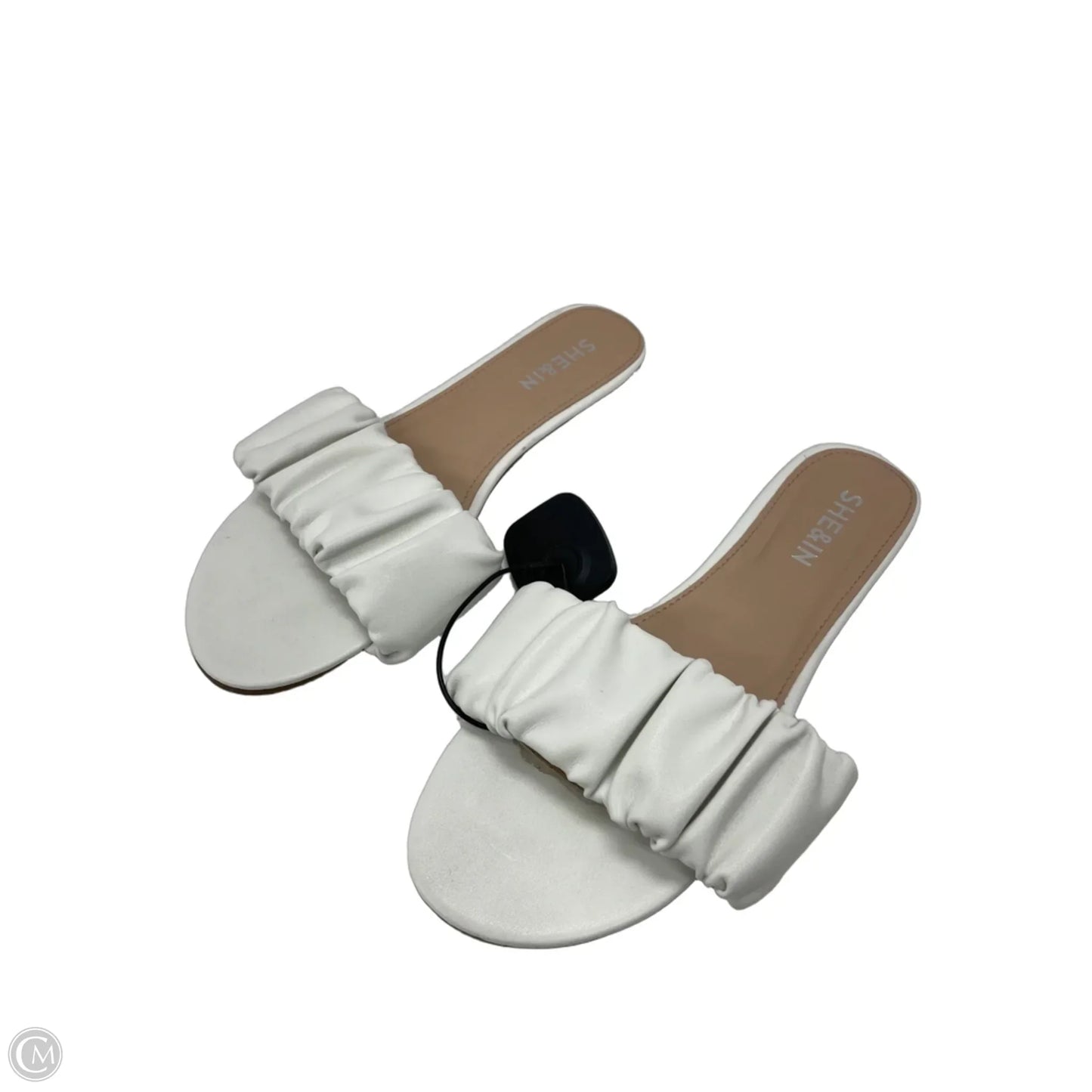 Sandals Flats By Clothes Mentor In White, Size: 7