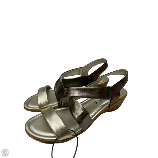 Sandals Heels Wedge By Clothes Mentor In Gold, Size: 7