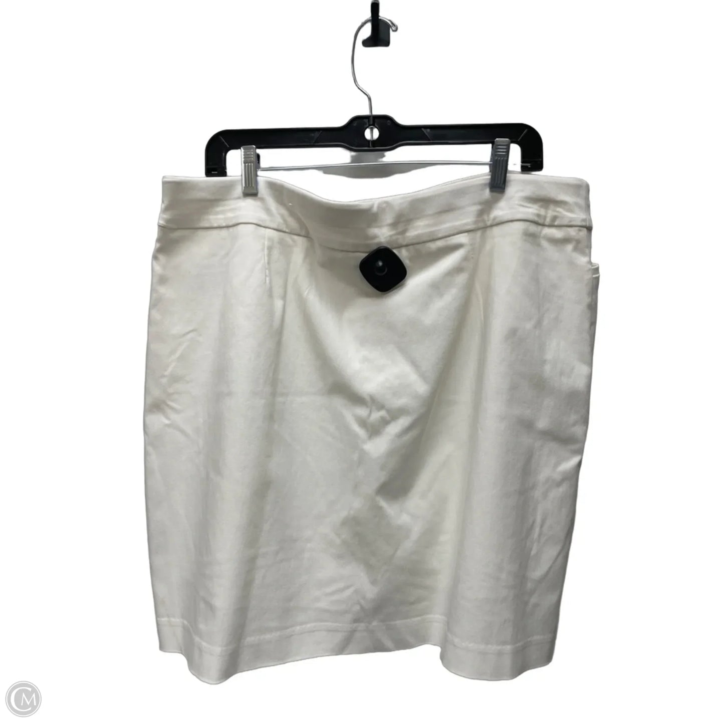 Skort By Chicos In Cream, Size: 16