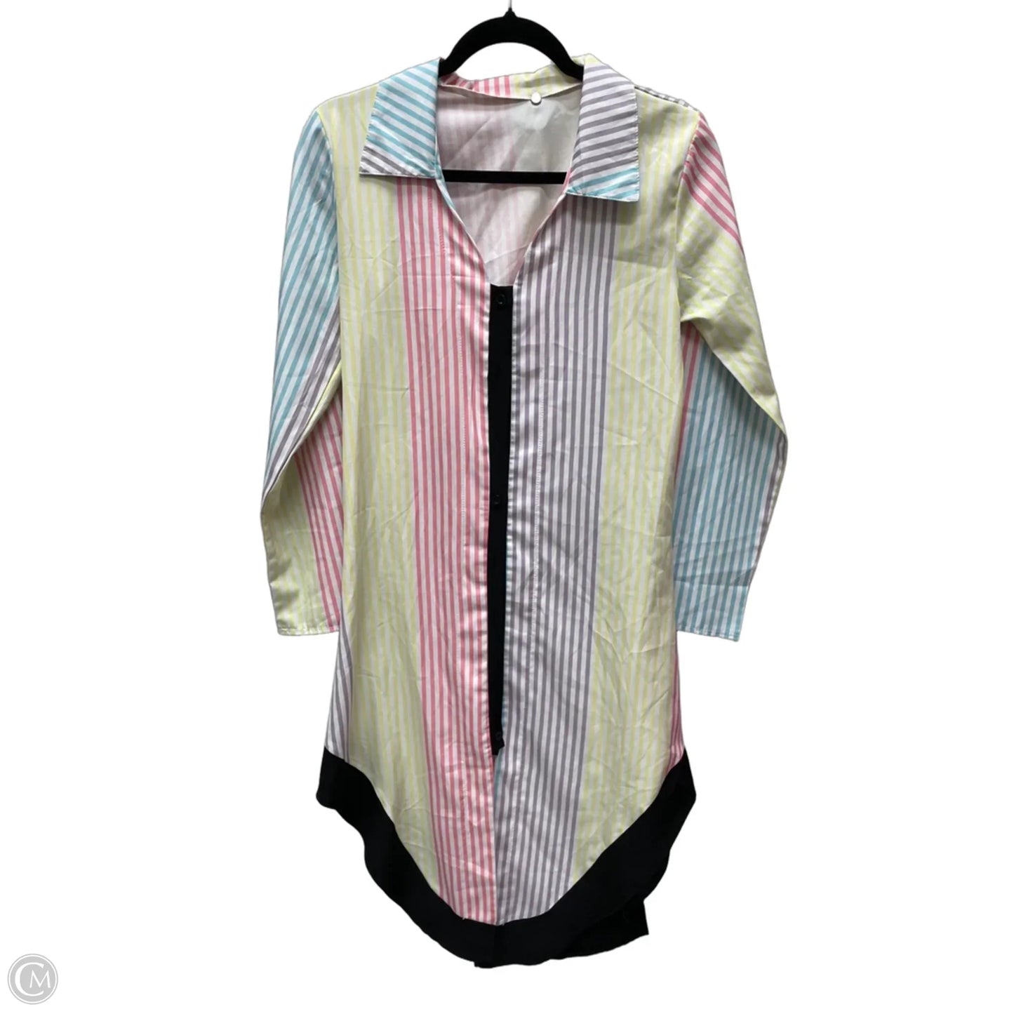 Dress Casual short By Clothes Mentor In Striped Pattern, Size: S