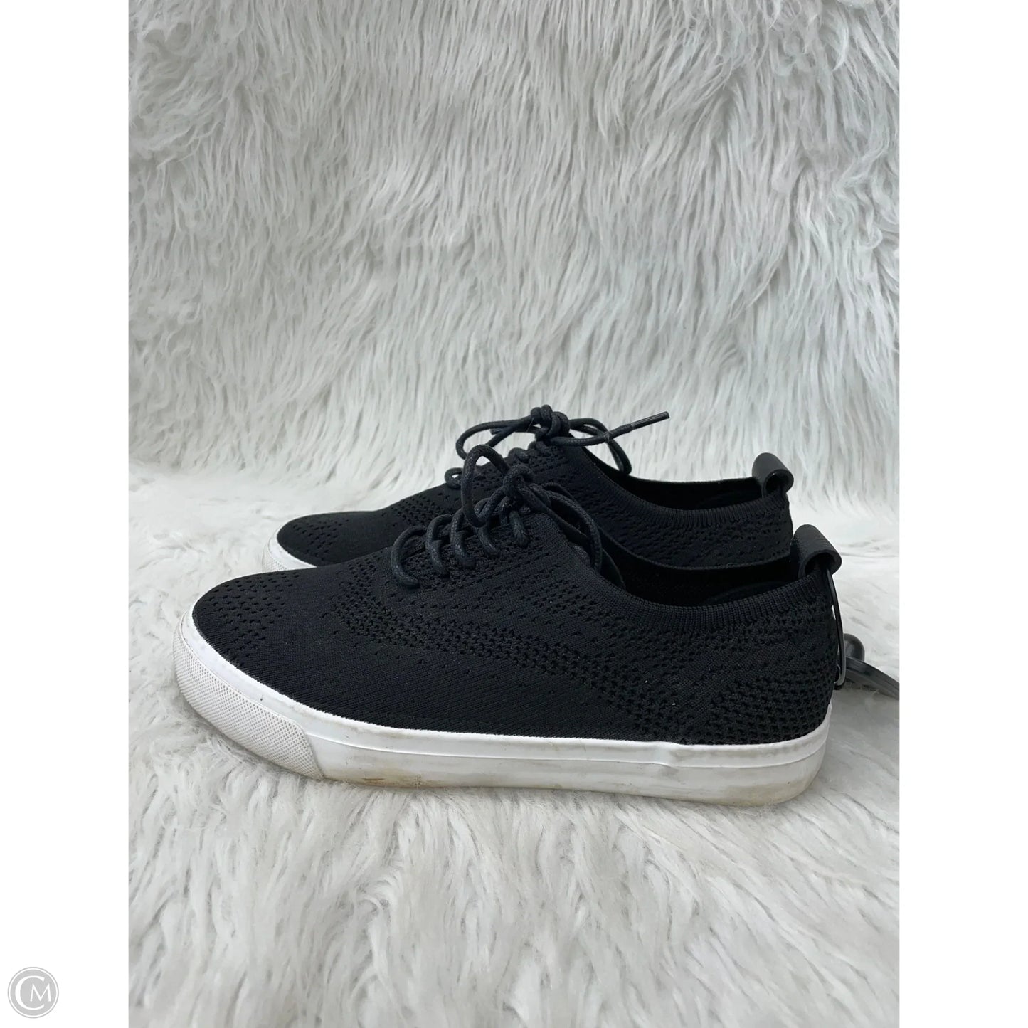 Shoes Sneakers By Clothes Mentor In Black, Size: 8