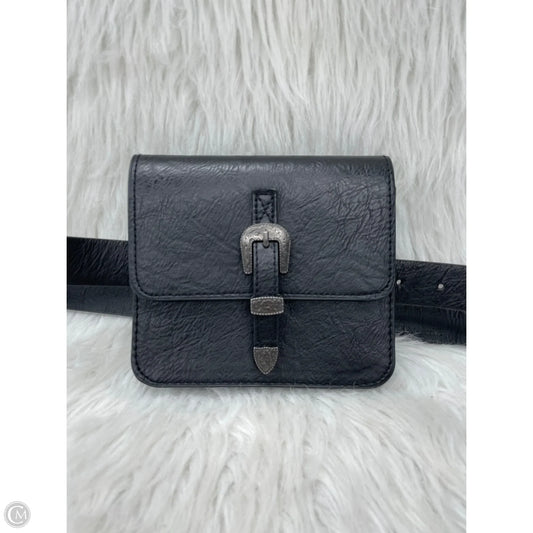 Belt Bag By Clothes Mentor, Size: Small