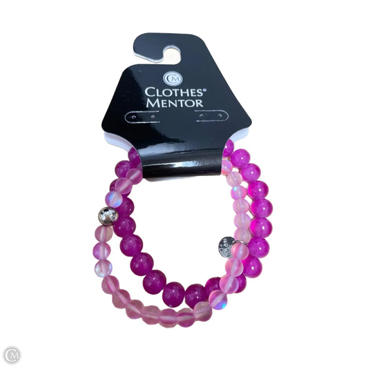 Bracelet Beaded By Clothes Mentor, Size: 02 Piece Set