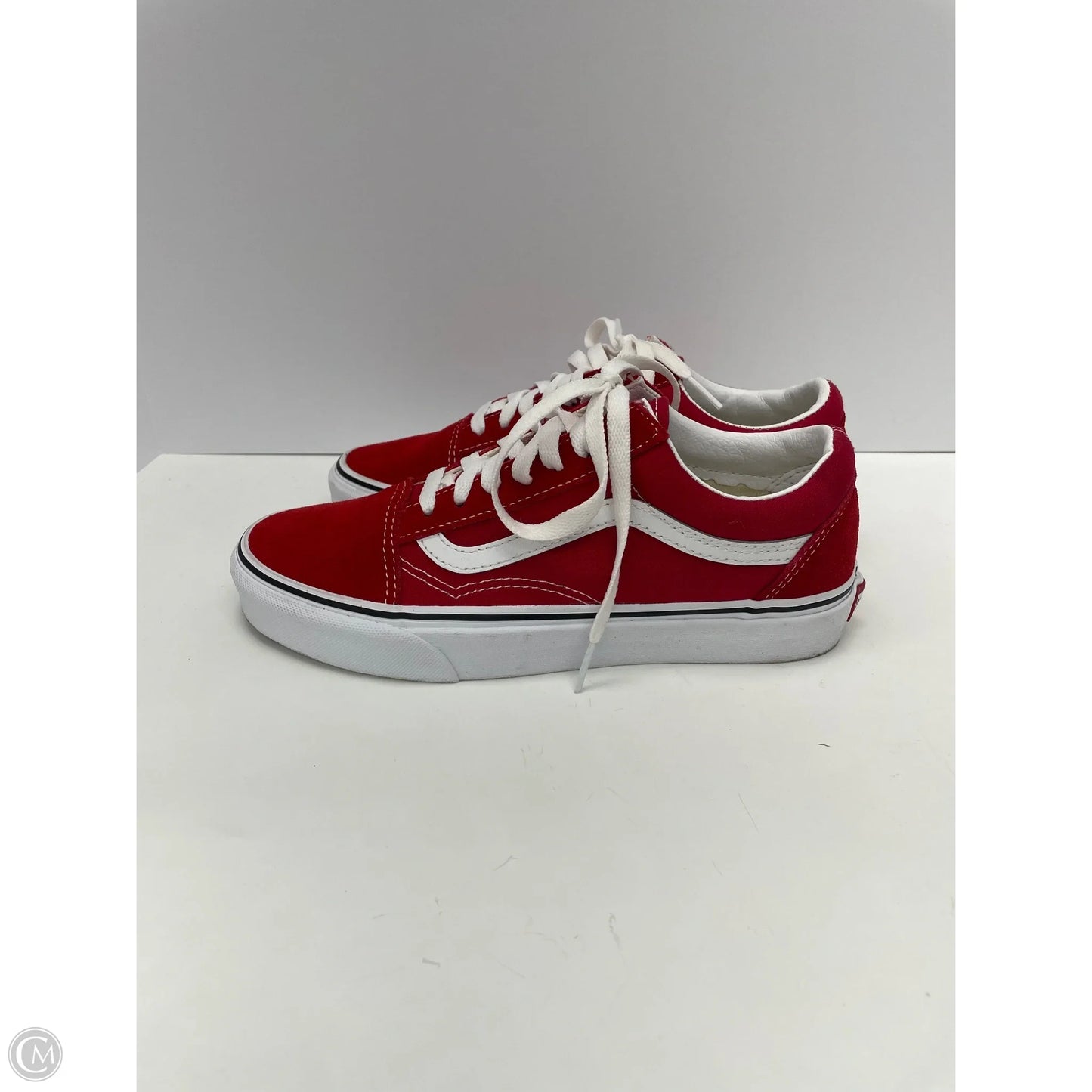 Shoes Sneakers By Vans In Red & White, Size: 7.5