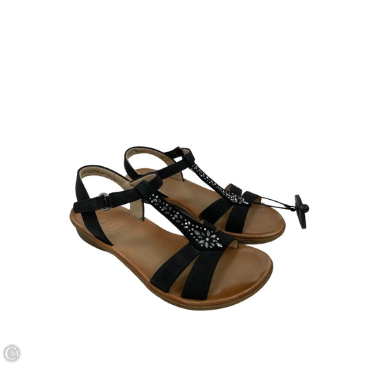 Sandals Flats By Clothes Mentor In Black & Brown, Size: 8.5