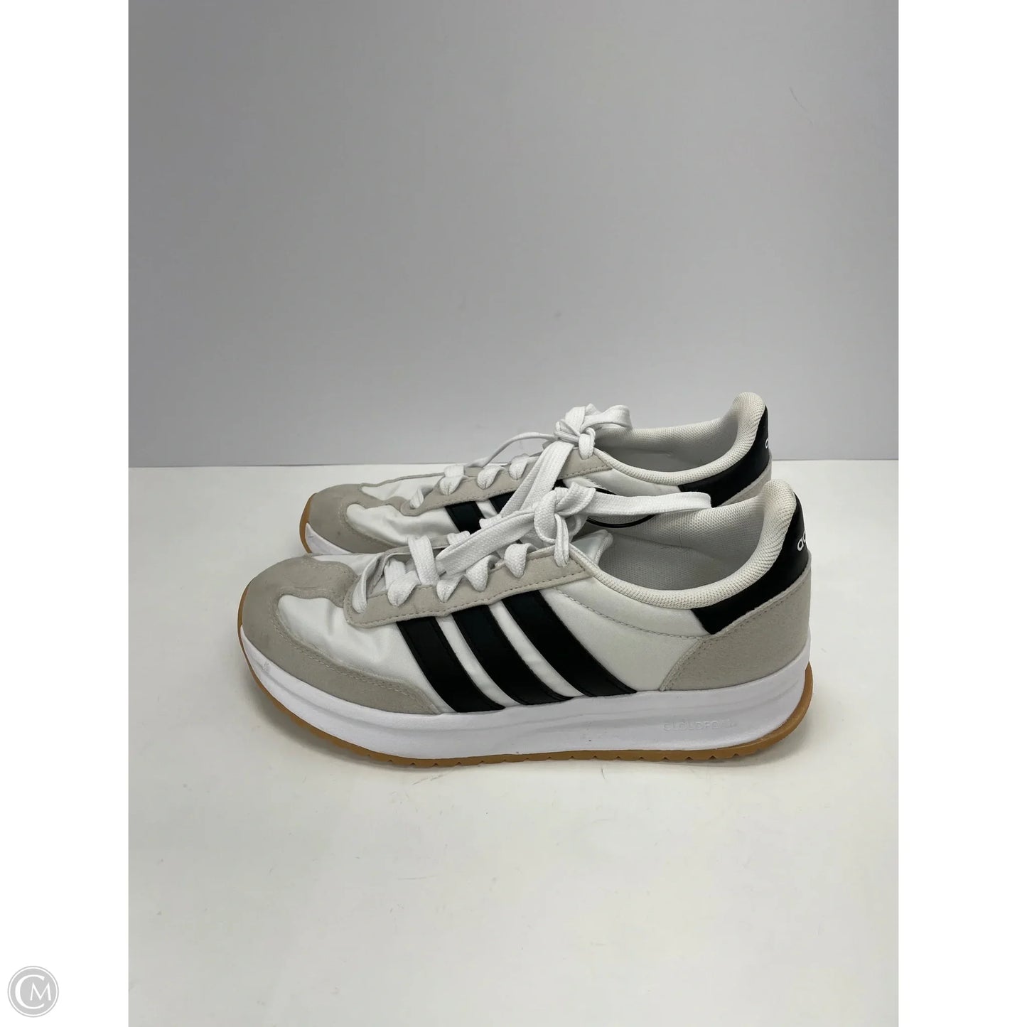 Shoes Sneakers By Adidas In Black & White, Size: 6