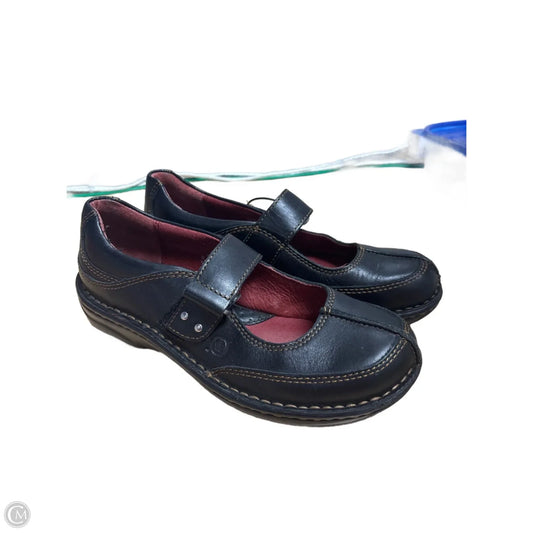 Shoes Flats By Born In Black, Size: 6