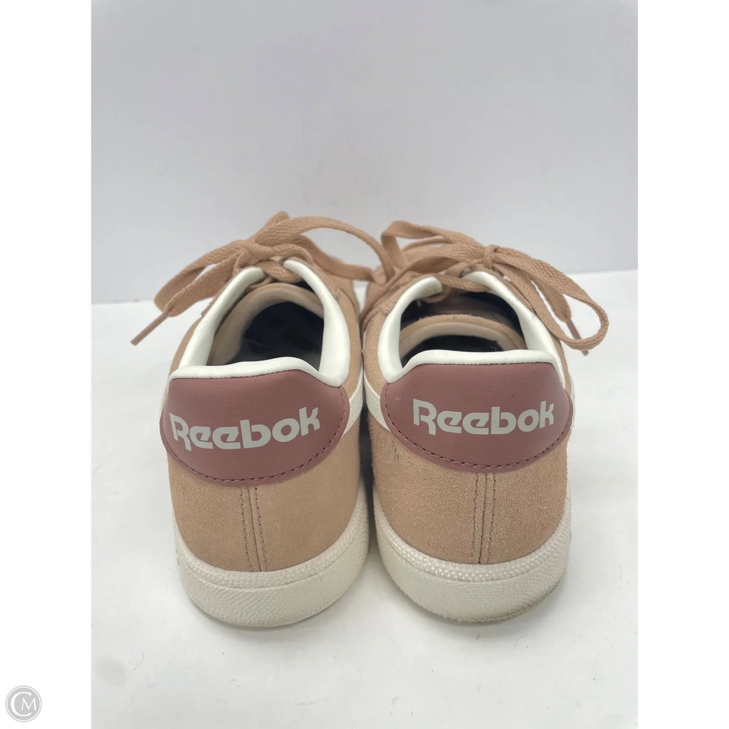 Shoes Sneakers By Reebok In Tan & White, Size: 8