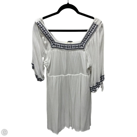 Dress Casual Short By Miami In White, Size: M