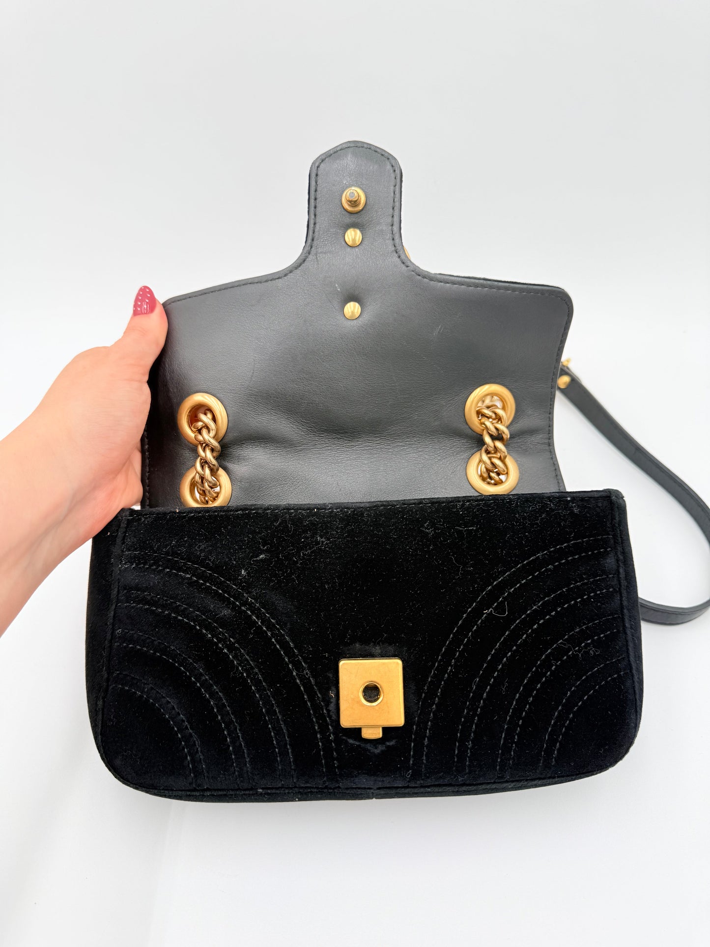 Crossbody Luxury Designer By Gucci In Black & Gold, Size:Small