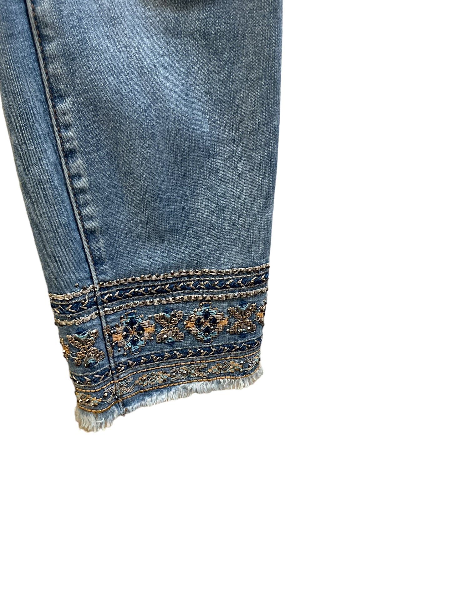 Jeans Cropped By Tribal  Size: 4