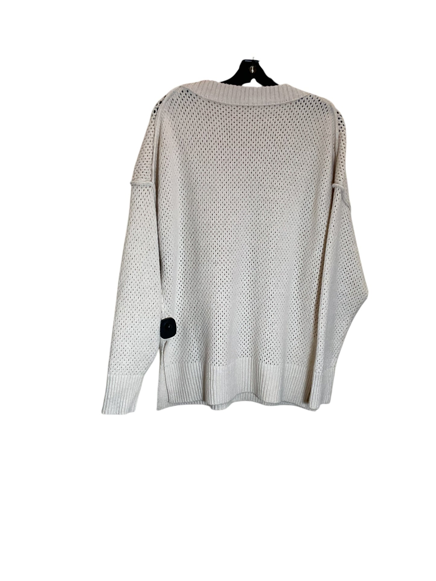 Sweater By Clothes Mentor In Cream, Size: M