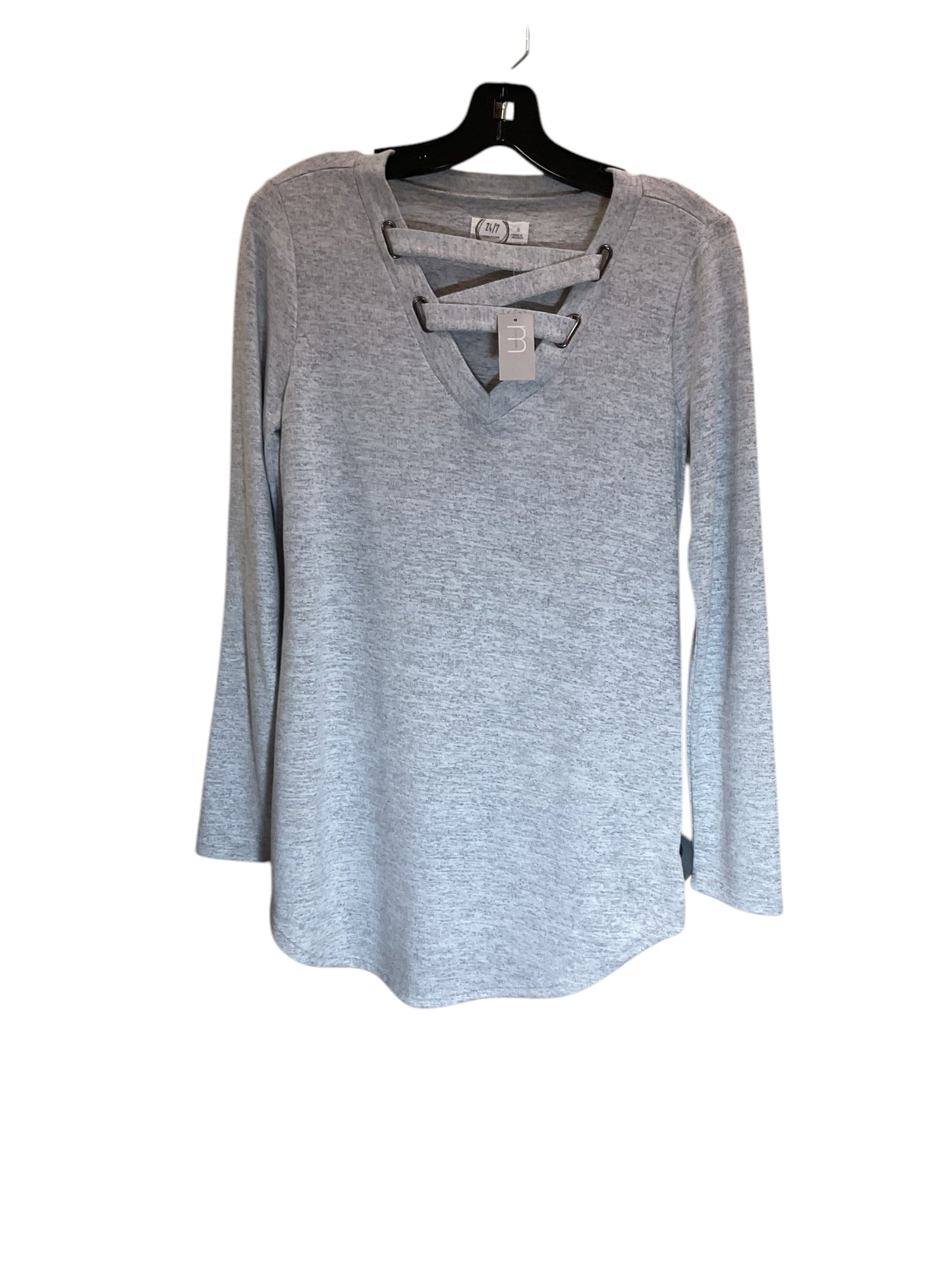 Top Long Sleeve By Maurices In Grey, Size: S