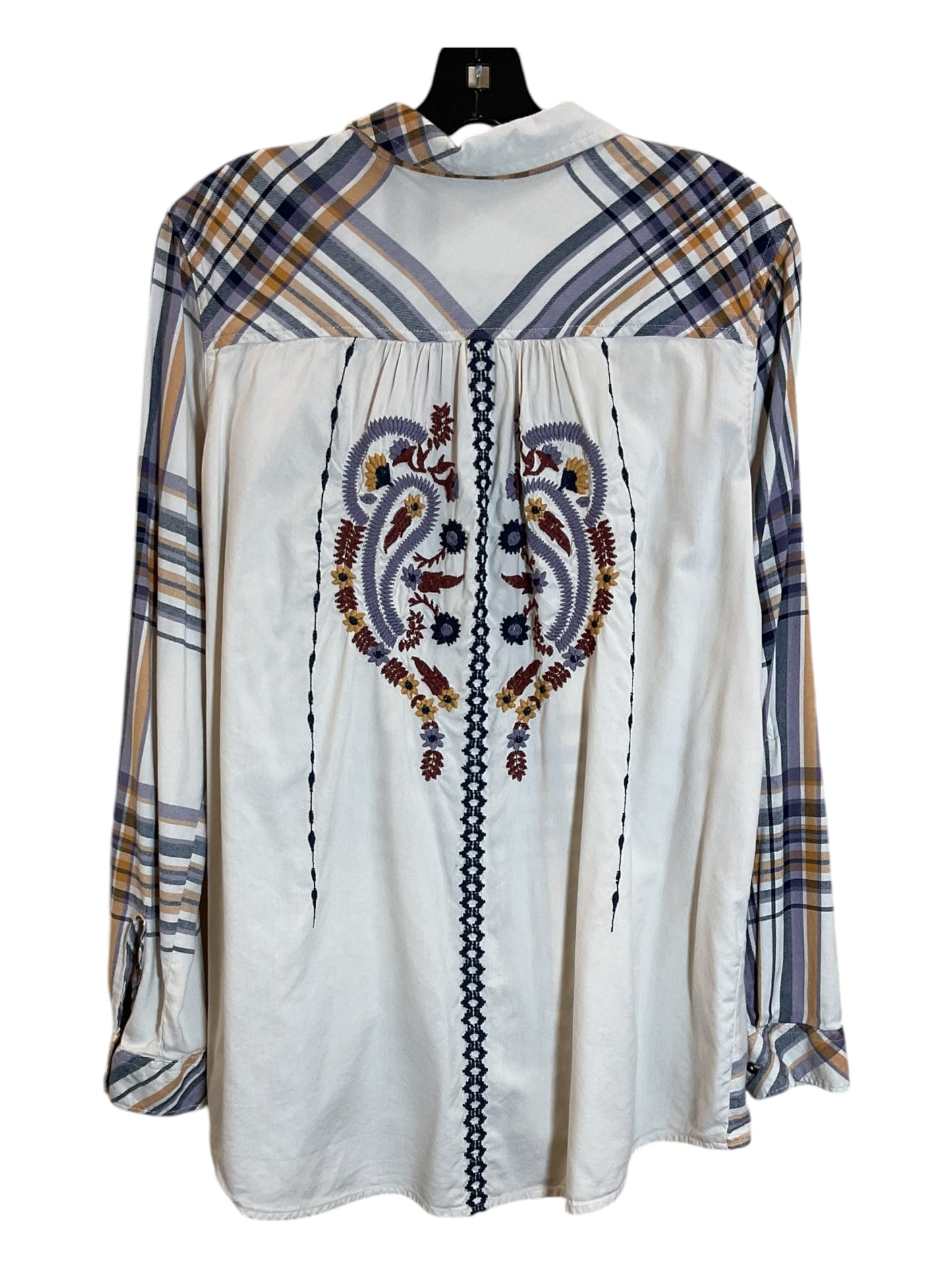 Top Long Sleeve By Natural Reflections In Multi-colored, Size: L