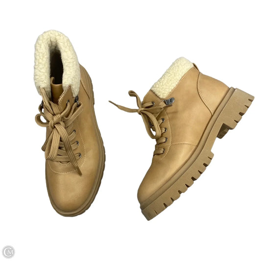 Boots Combat By Old Navy In Tan, Size: 8