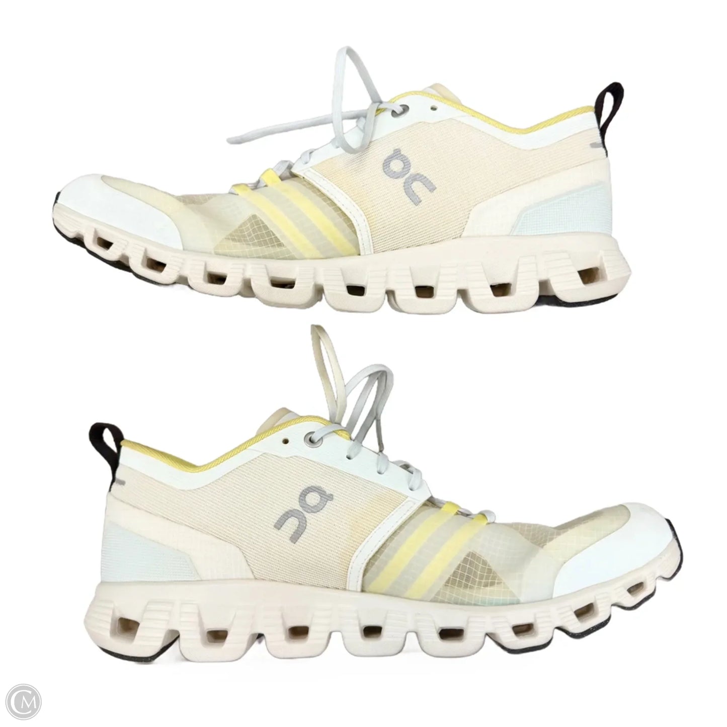 Shoes Athletic By On Cloud In White & Yellow, Size: 10