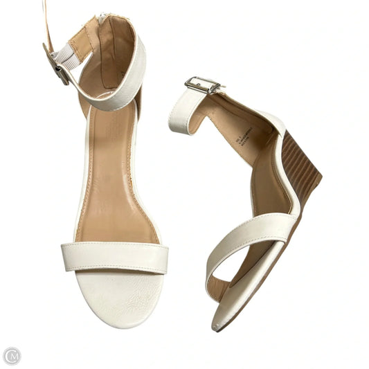 Sandals Heels Wedge By Charlotte Russe In Tan & White, Size: 8