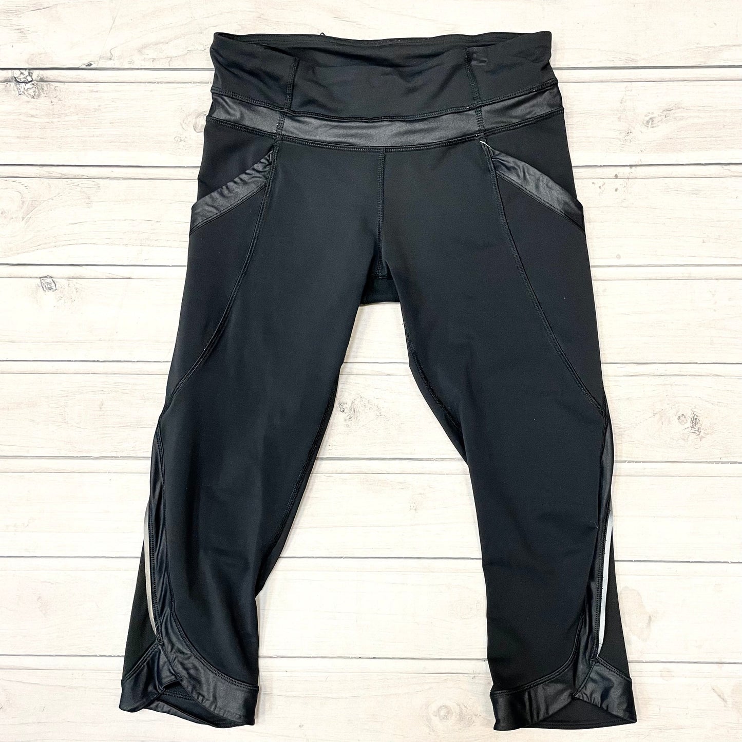 Athletic Leggings Capris By Lululemon  Size: S