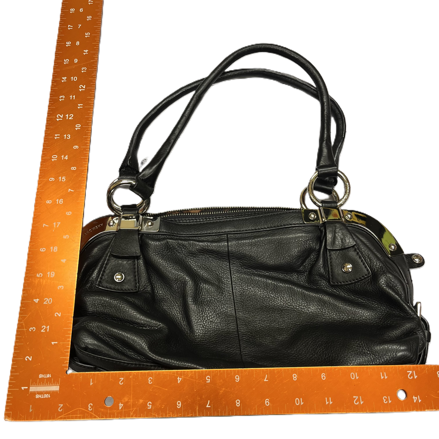 Handbag Designer By B. Makowsky, Size: Medium