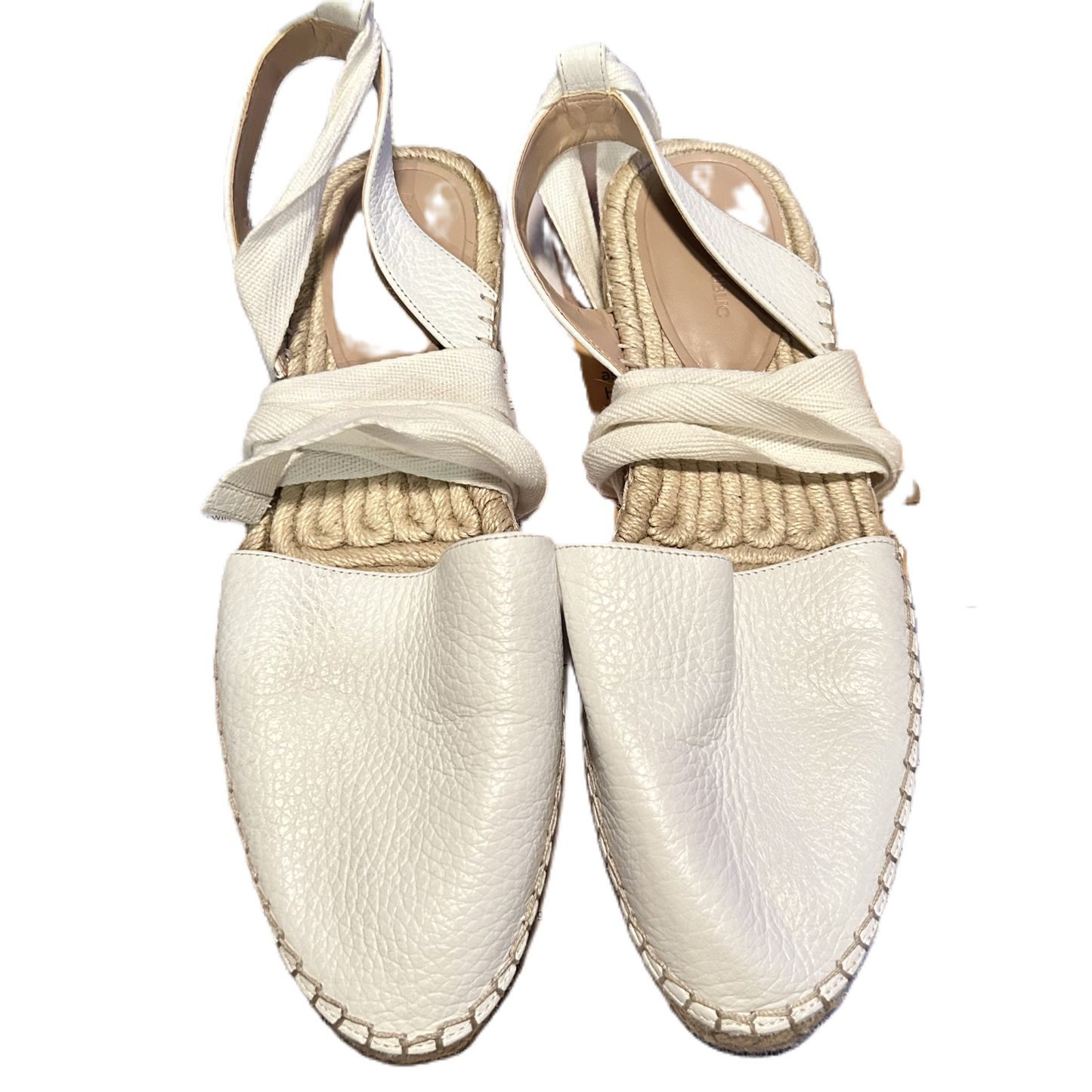 White Shoes Flats By Banana Republic, Size: 9.5