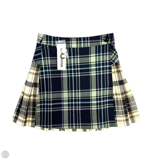 Skirt Mini & Short By Urban Outfitters In Plaid Pattern, Size: Xs