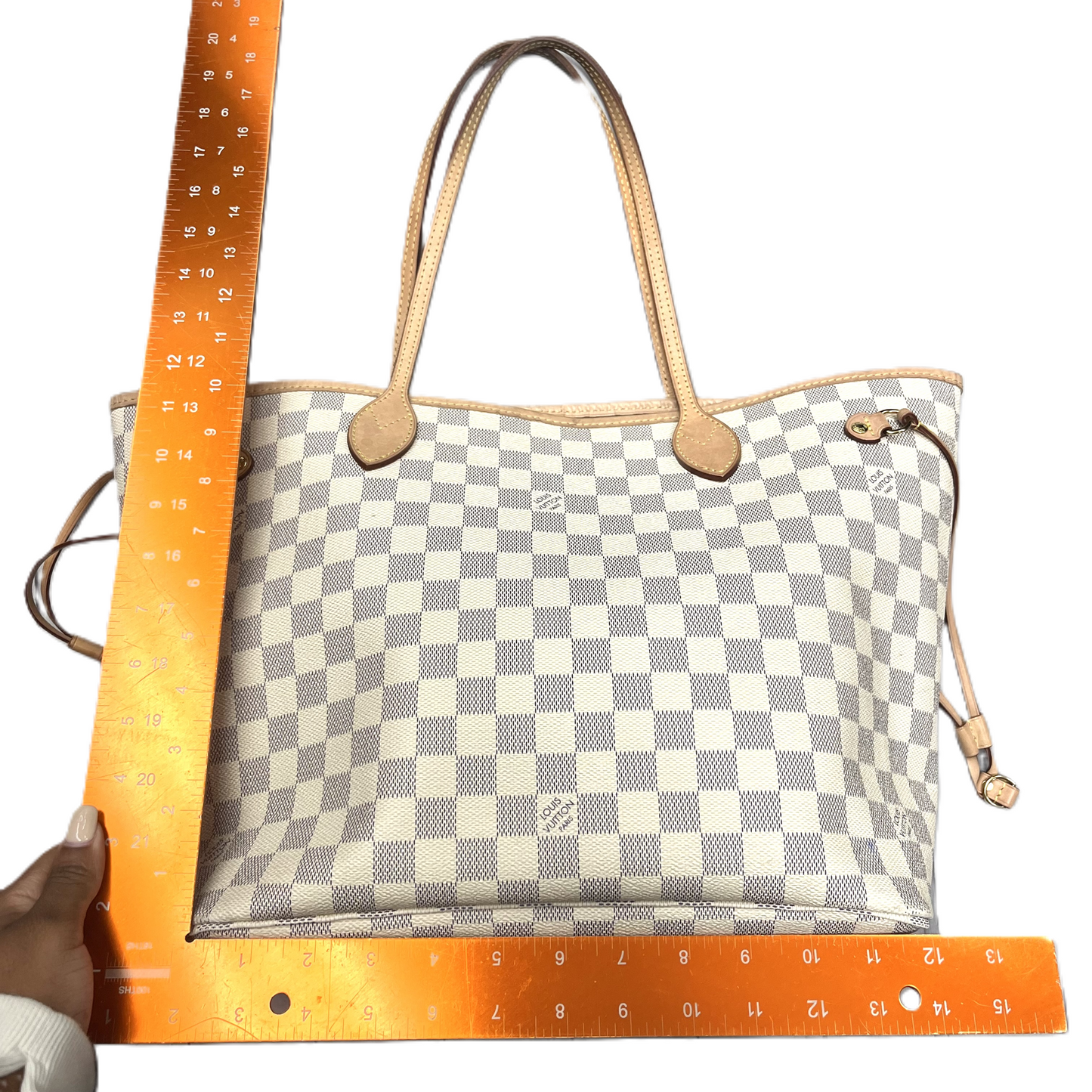 Tote Luxury Designer By Louis Vuitton, Size: Medium