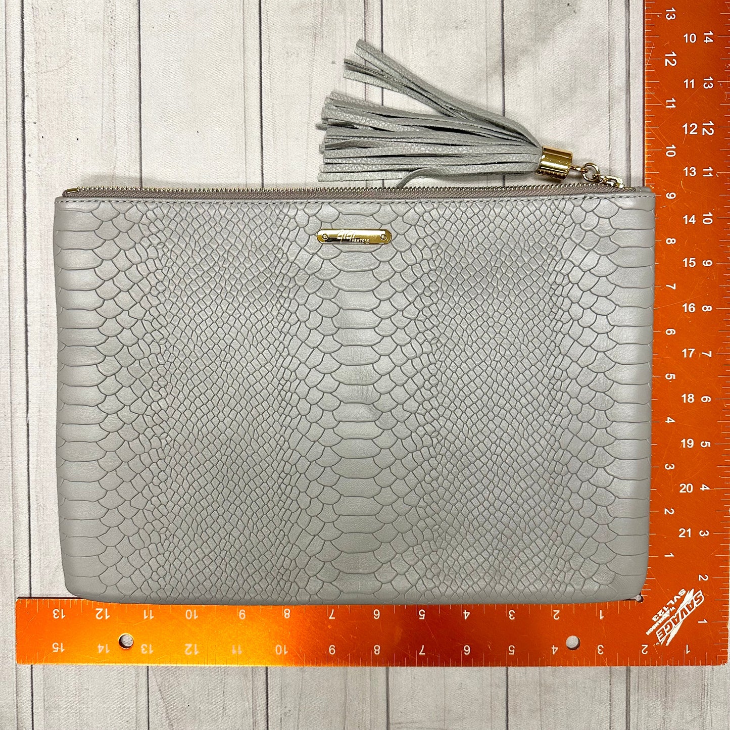 Clutch By GiGi, Size: Large