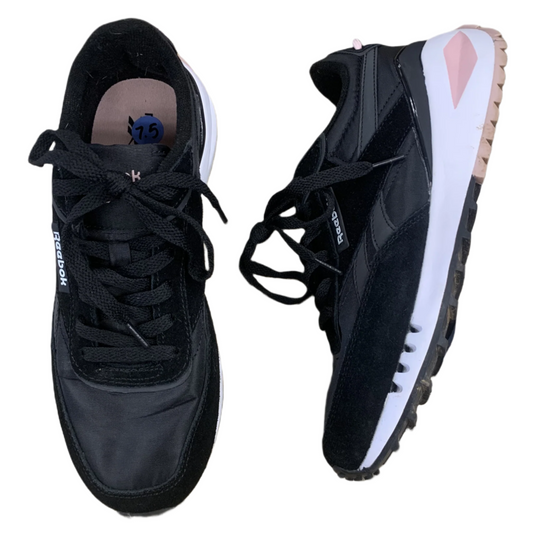 Shoes Athletic By Reebok In Black, Size: 7.5