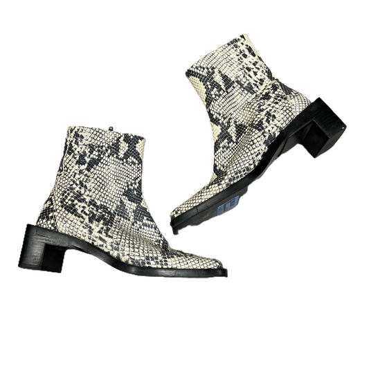 Boots Ankle Heels By Zara In Snakeskin Print, Size: 7.5