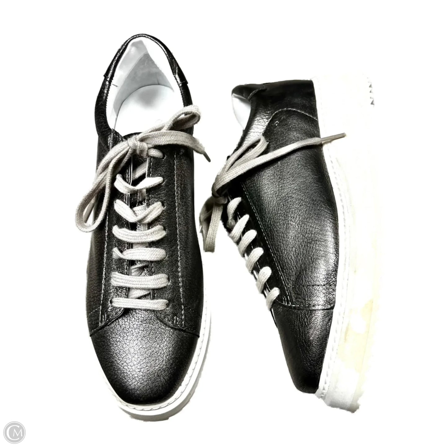 Shoes Sneakers By Homers Artisan In Silver, Size: 7