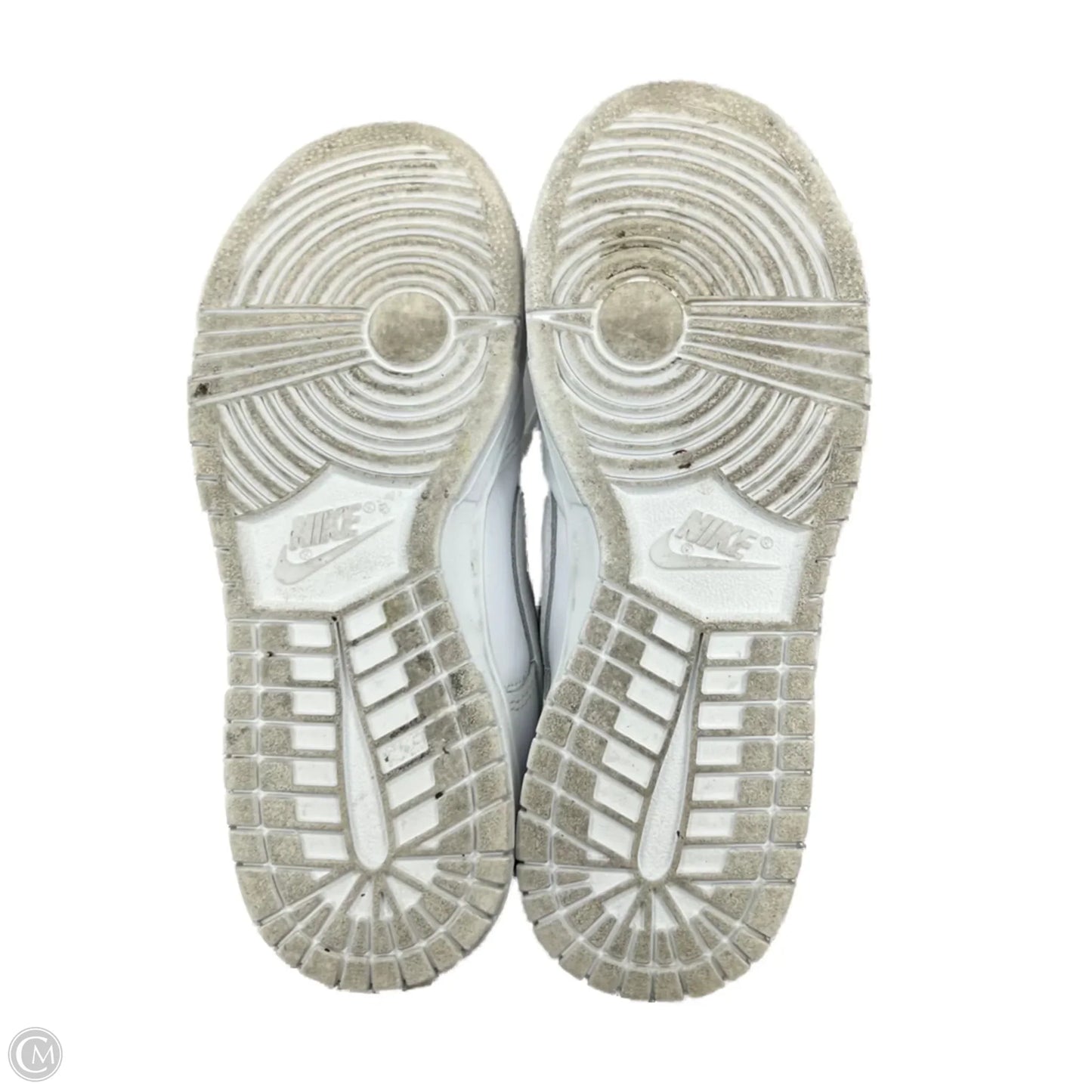 Shoes Sneakers By Nike In White, Size: 6.5