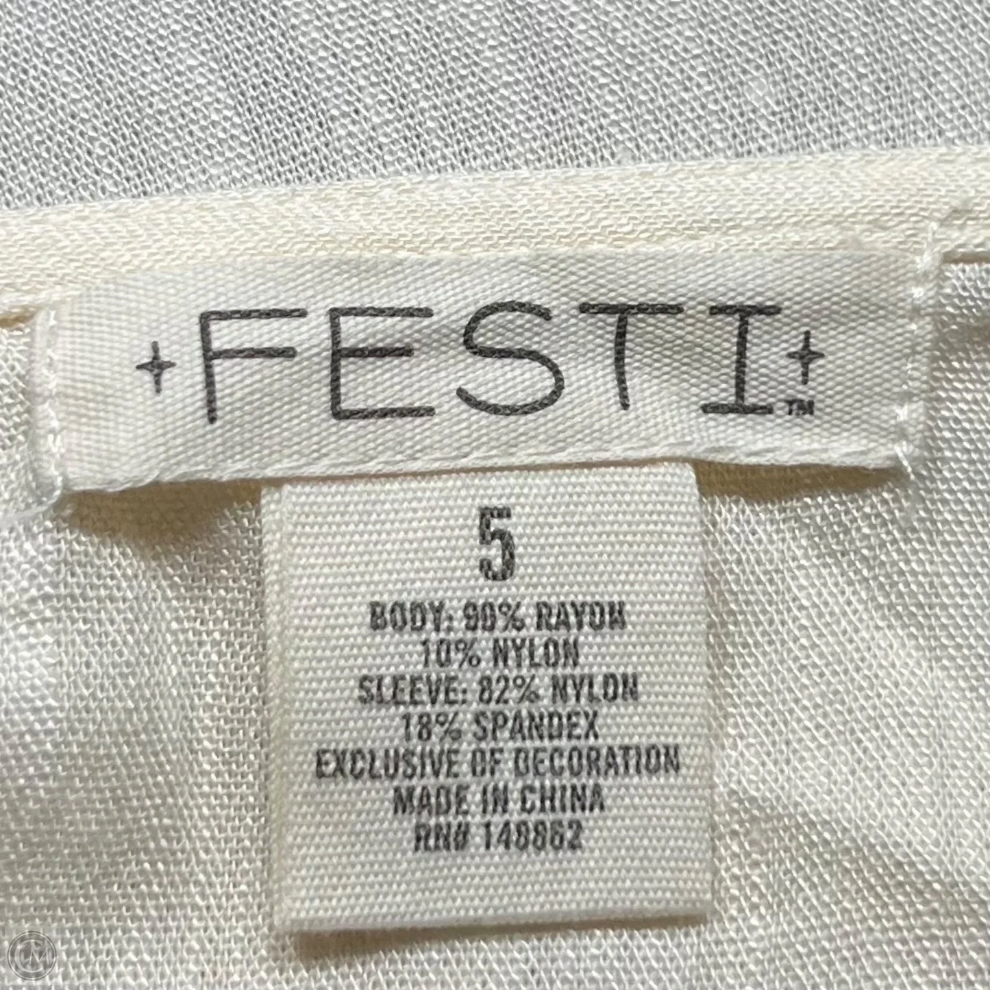 Dress Casual Short By Torrid In Cream, Size: 5x