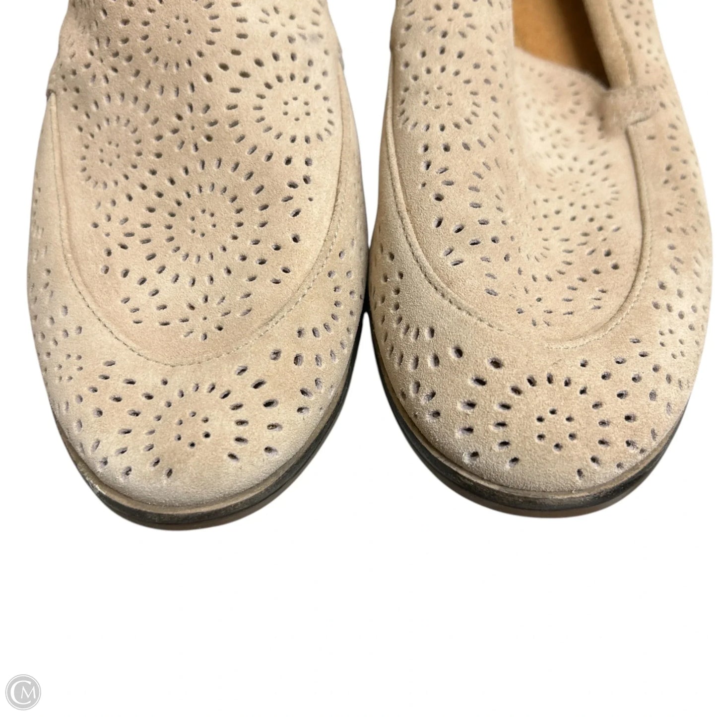 Shoes Flats By Clarks In Tan, Size: 11