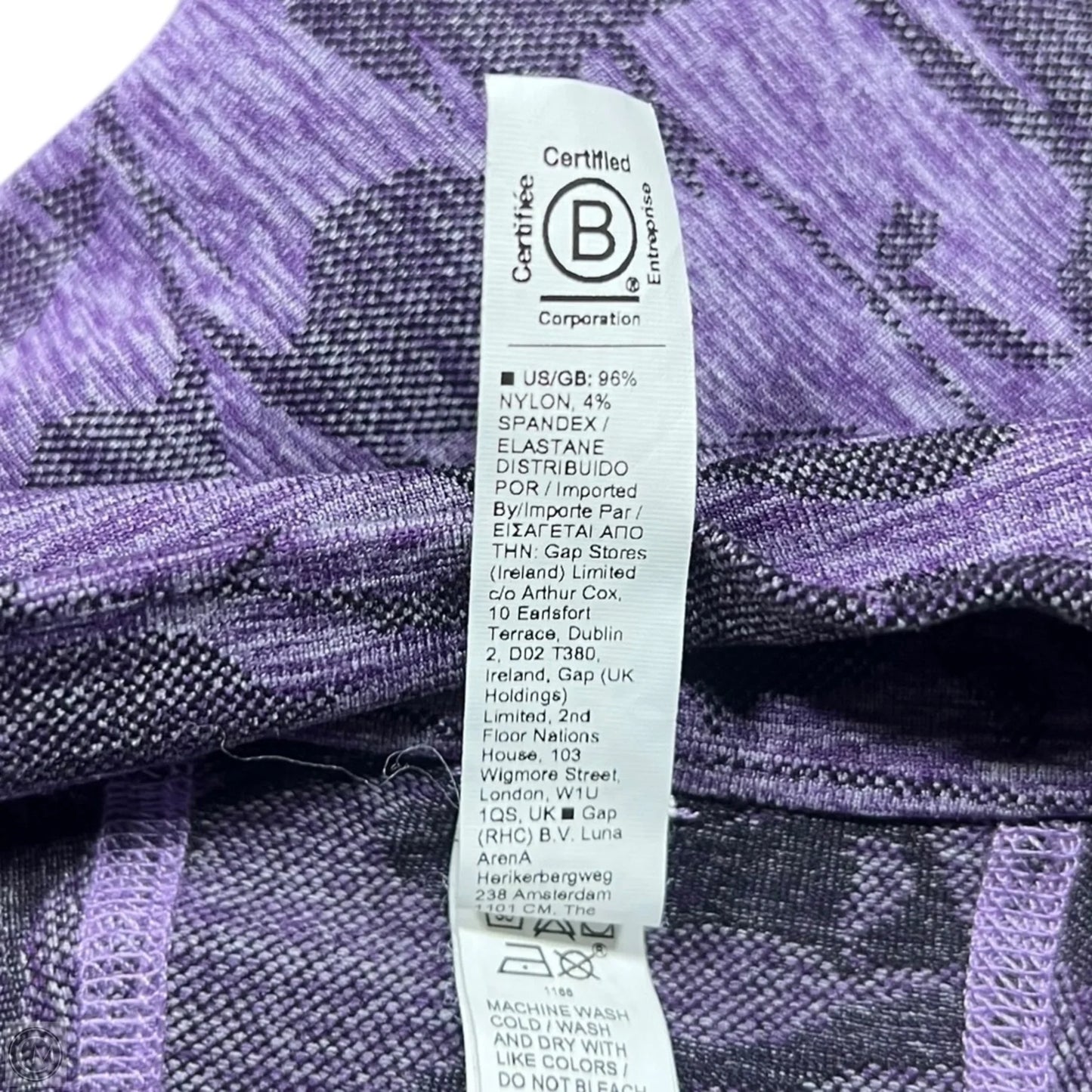 Athletic Top Long Sleeve Collar By Athleta In Purple, Size: S