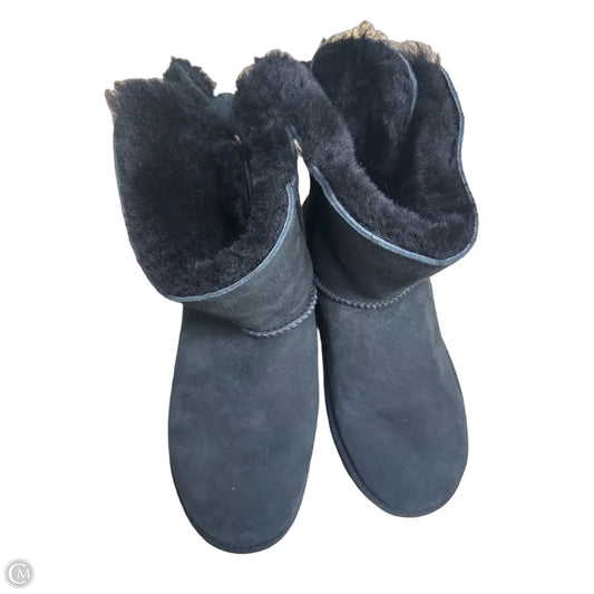 Boots Designer By Ugg In Black, Size: 9