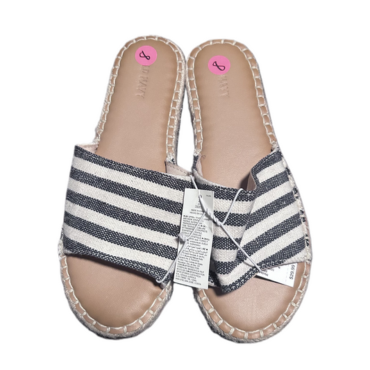 Sandals Flats By Old Navy  Size: 8