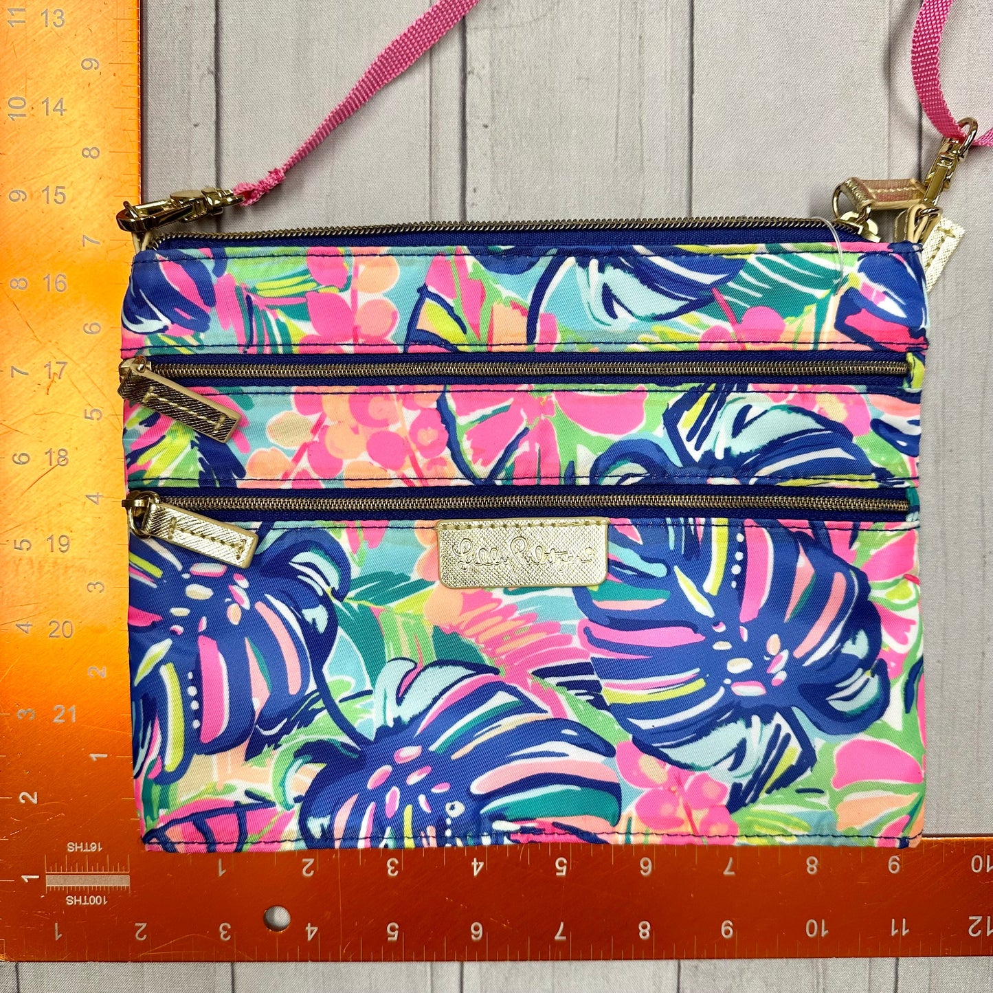 Crossbody Designer By Lilly Pulitzer, Size: Small