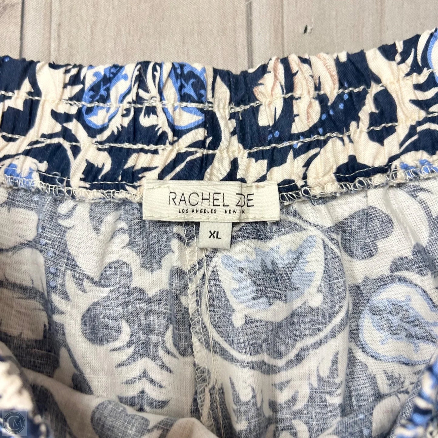 Top Short Sleeve Designer By Lilly Pulitzer In Blue & White, Size: S