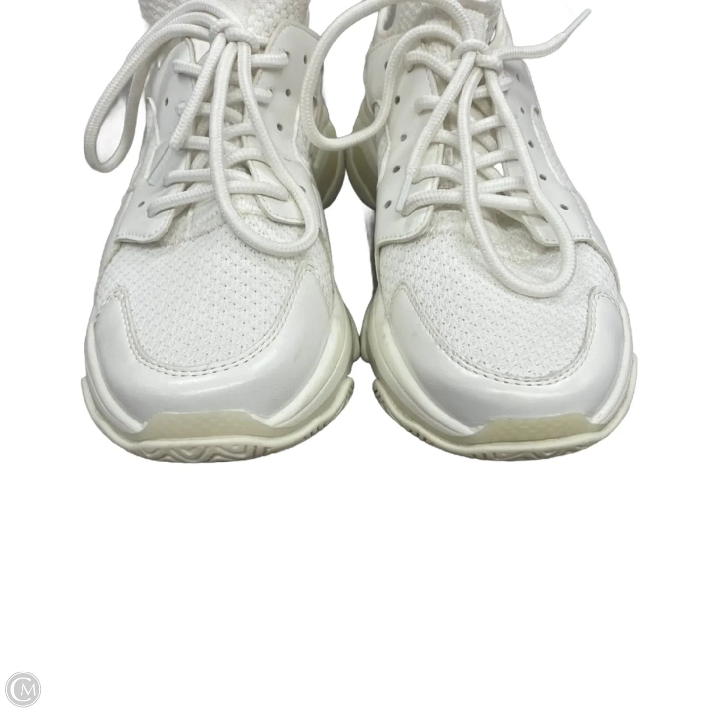 Shoes Sneakers By Steve Madden In White, Size: 10