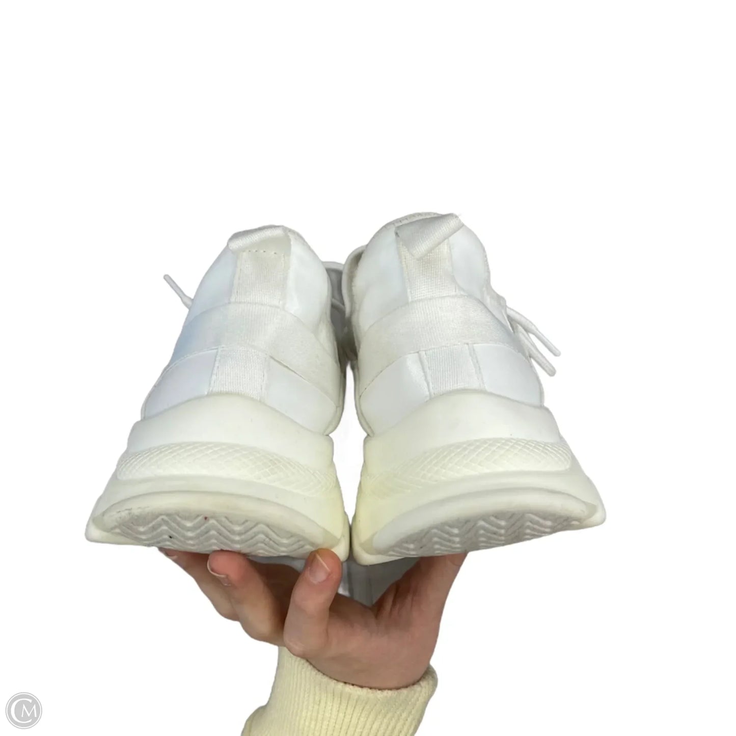 Shoes Sneakers By Steve Madden In White, Size: 10