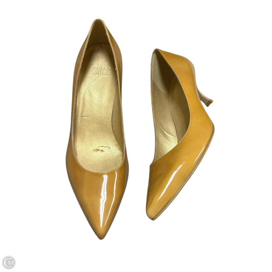Shoes Designer By Stuart Weitzman In Tan, Size: 9