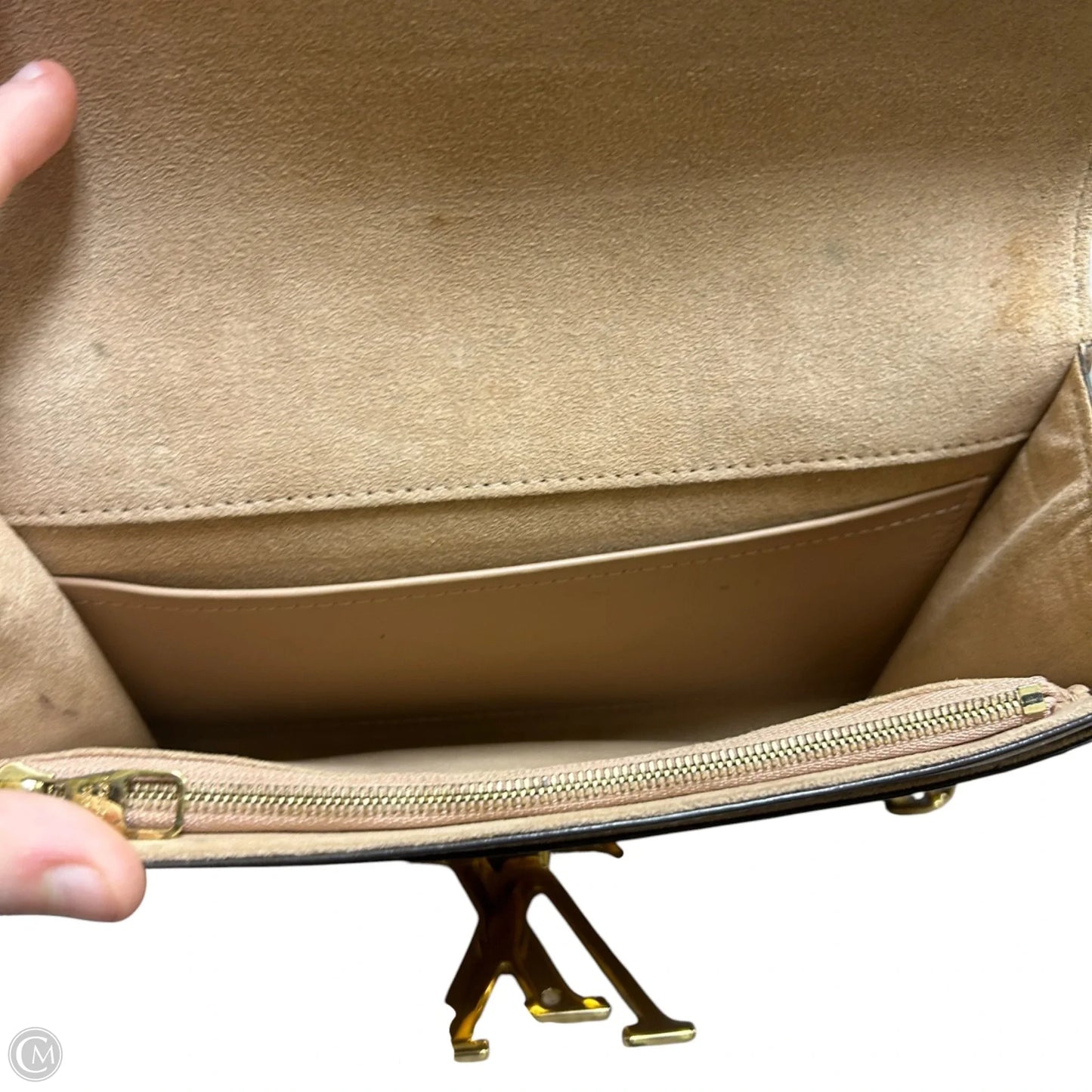 Crossbody Luxury Designer By Louis Vuitton, Size: Medium