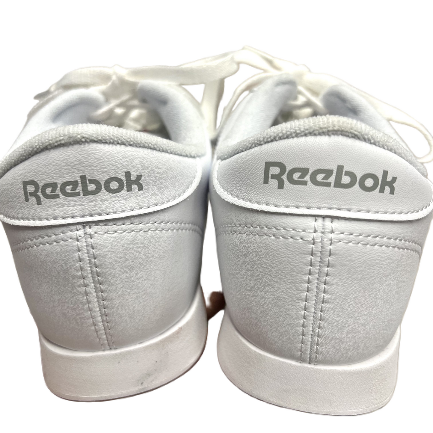 Shoes Sneakers By Reebok In White, Size: 9