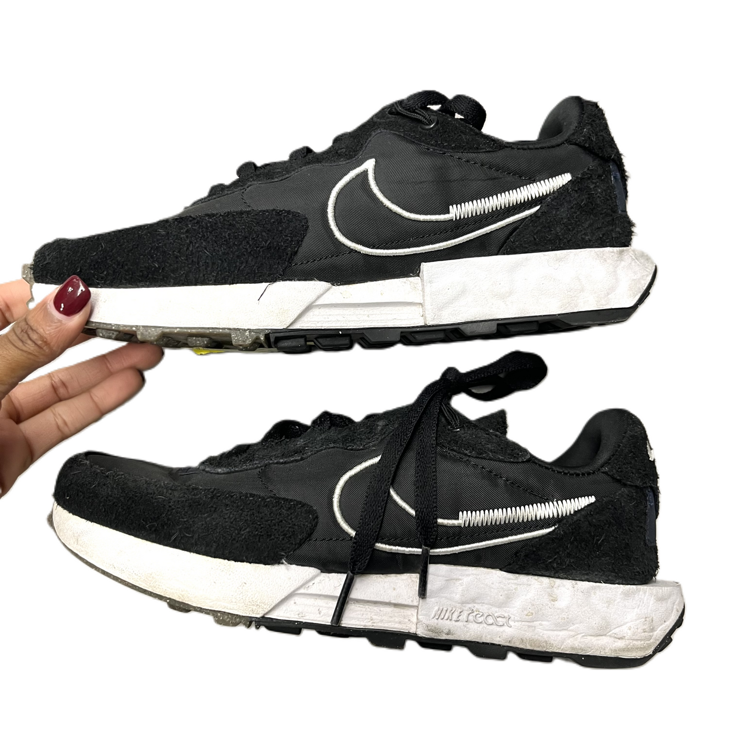 Shoes Athletic By Nike In Black & White, Size: 8