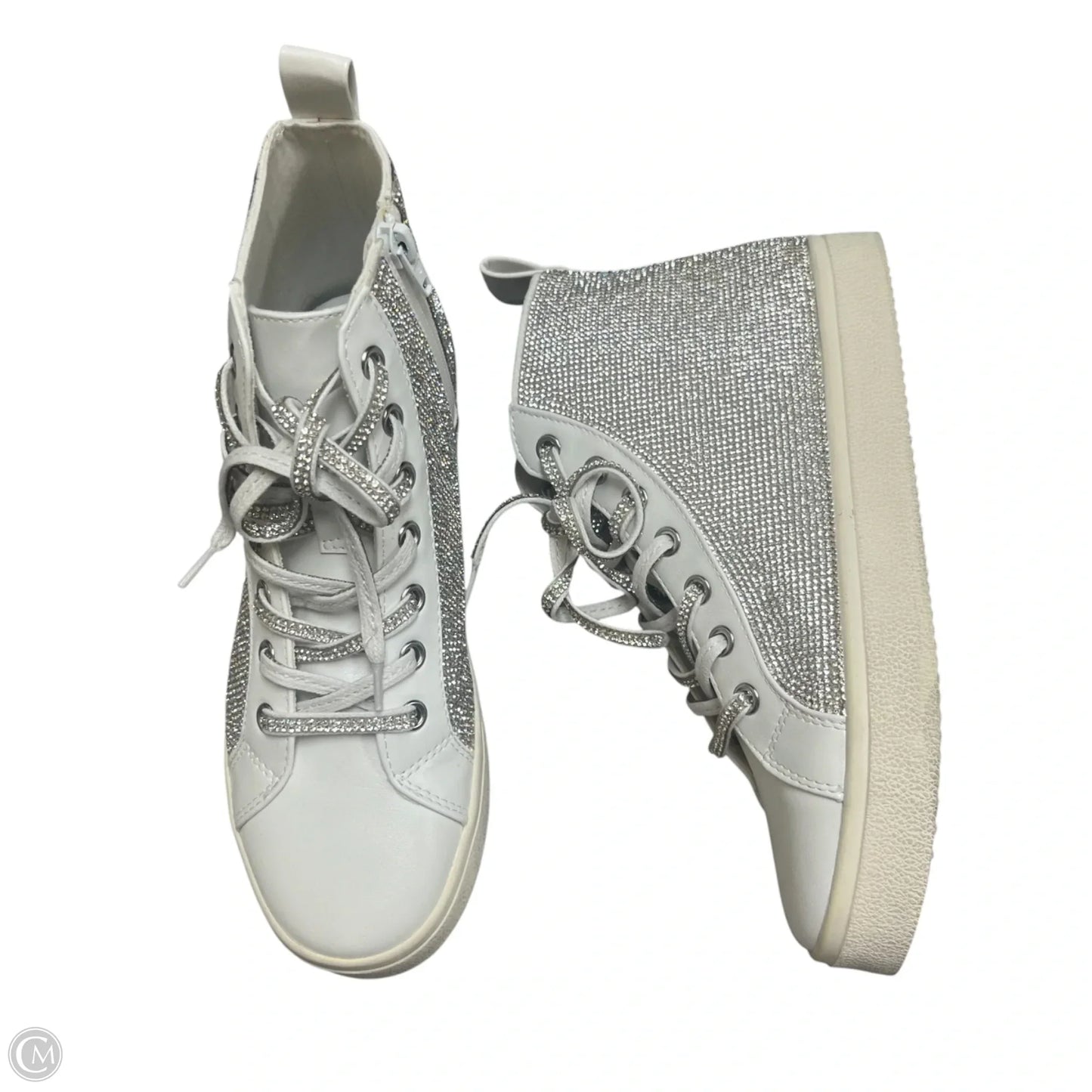 Shoes Sneakers By Steve Madden In White, Size: 7