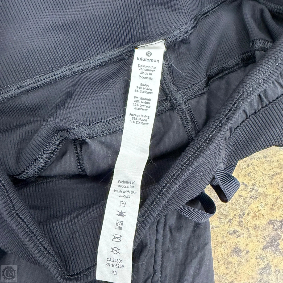 Athletic Leggings By Lululemon In Black, Size: 2