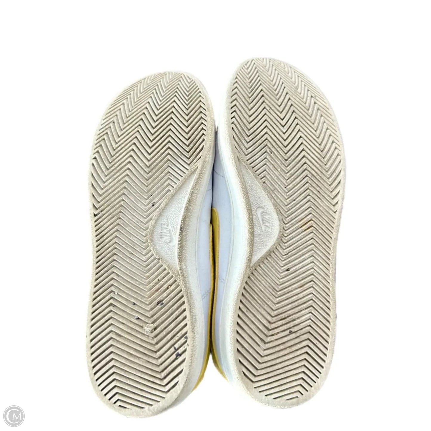 Shoes Sneakers By Nike In White & Yellow, Size: 6.5